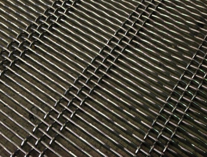 CroppedImage915606 Stainless Slotted Mesh1
